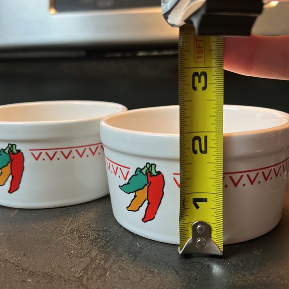 EUC matching ceramic pepper dishes - Picture 3 of 9